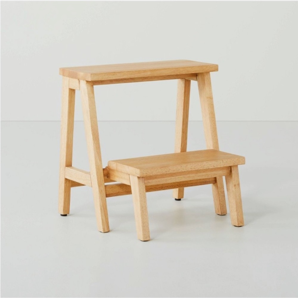 Hearth & Hand with Magnolia Wood Folding Kitchen Step Stool Natural BRAND NEW